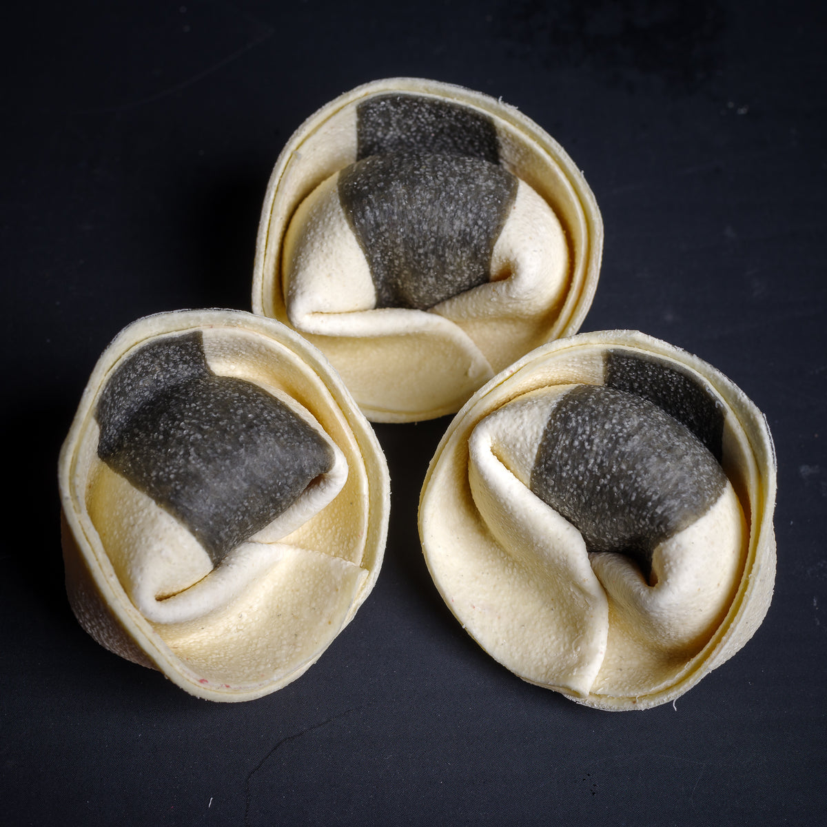 Tortelli artigianali "Caprese" con Bufala DOP, Pomodoro e Basilico freschi con sfoglia a km0 "Il Pastarolo" 500g