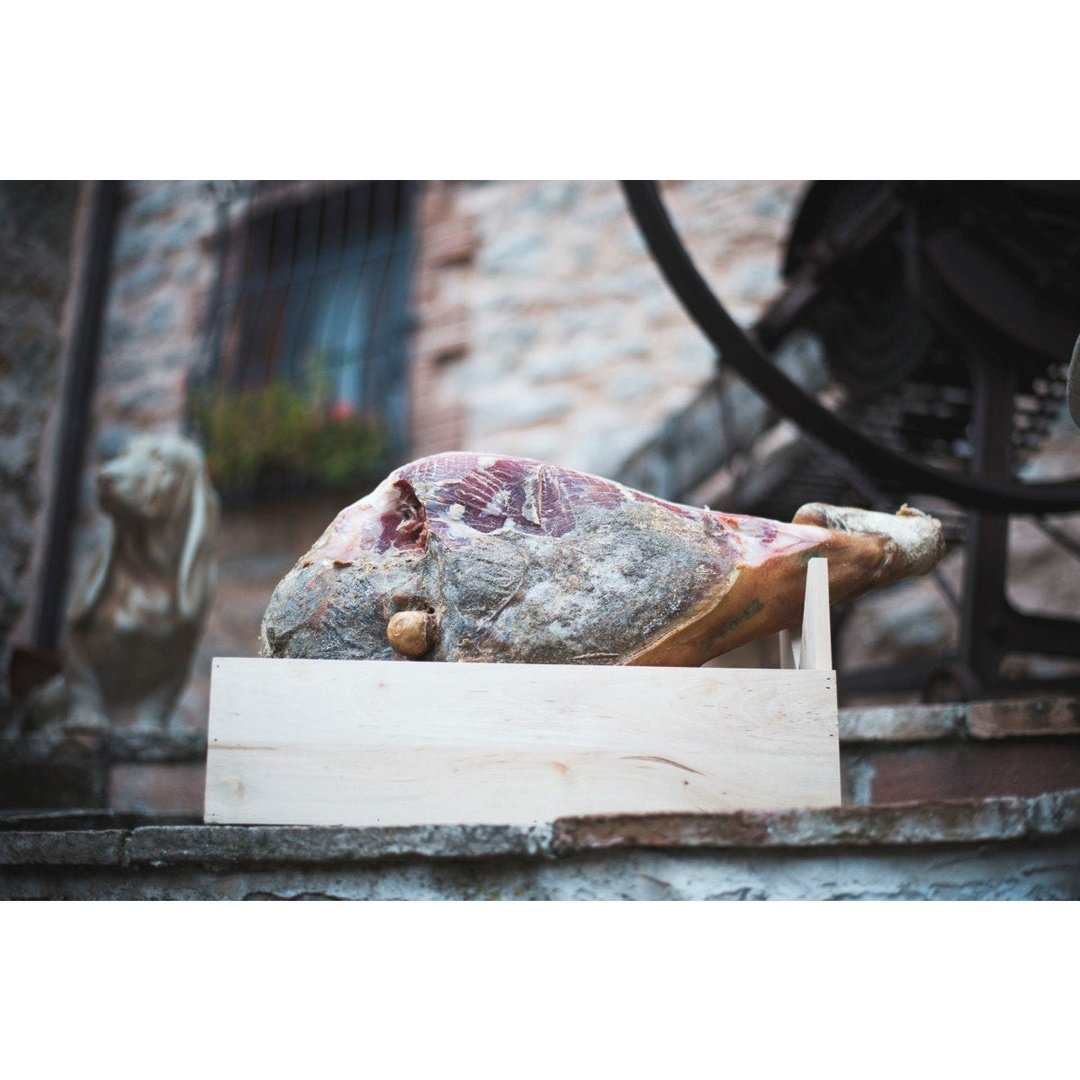 Prosciutto artigianale con osso Norcineria Pizzoni 8kg