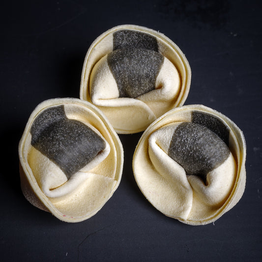 Tortelli artigianali "Caprese" con Bufala DOP, Pomodoro e Basilico freschi con sfoglia a km0 "Il Pastarolo" 500g