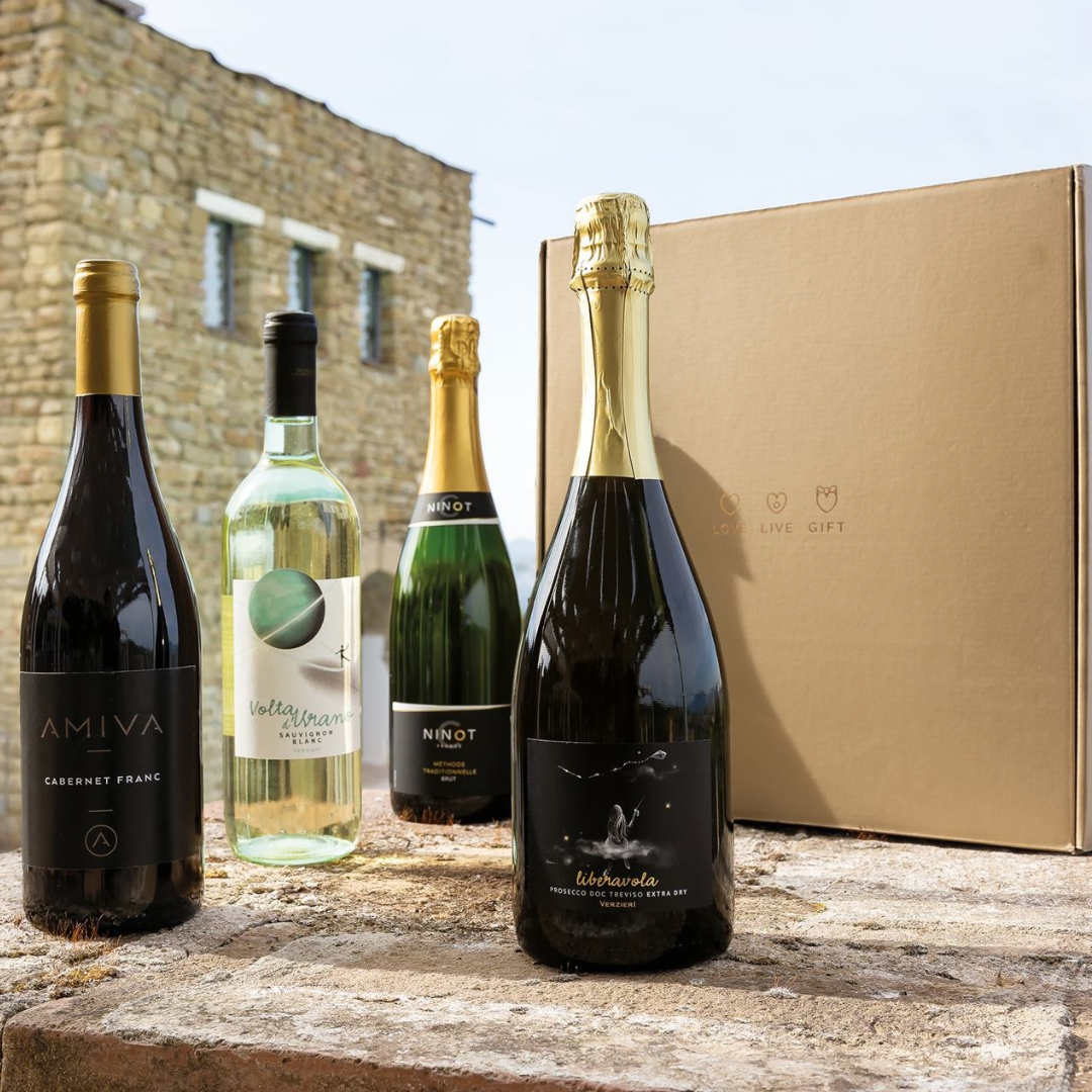 Christmas basket of "Goccia" wines - 4 bottles of sparkling wine, white and red