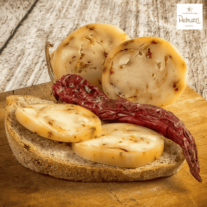 Scamorza ai Peperoni Cruschi di Senise IGP Petruzzi 300g
